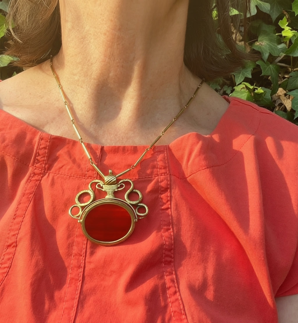 Antique Carnelian and 18k Gold Pendant with Heraldic Serpents