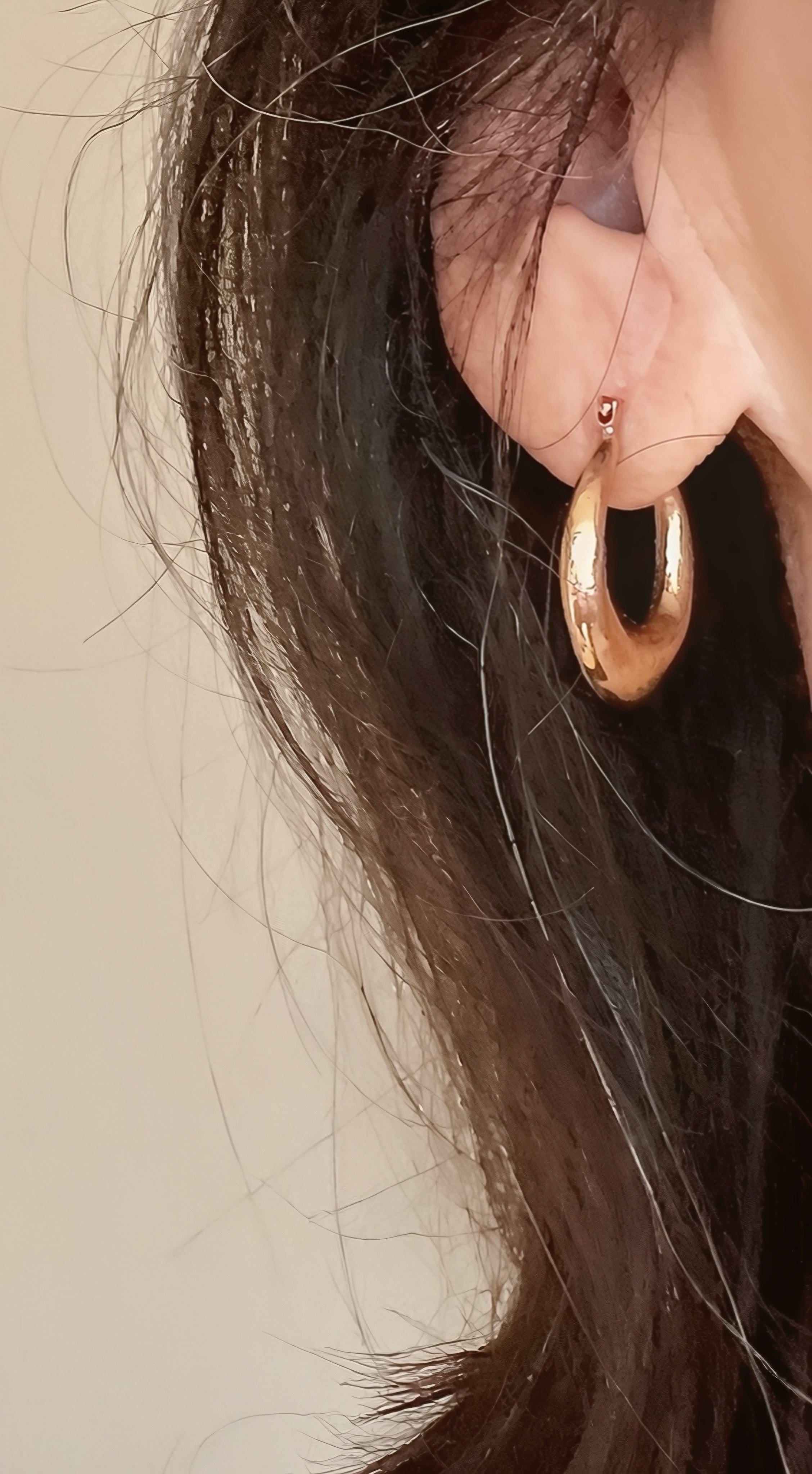 Vintage 14k Yellow Gold Puffy Hoop Earrings