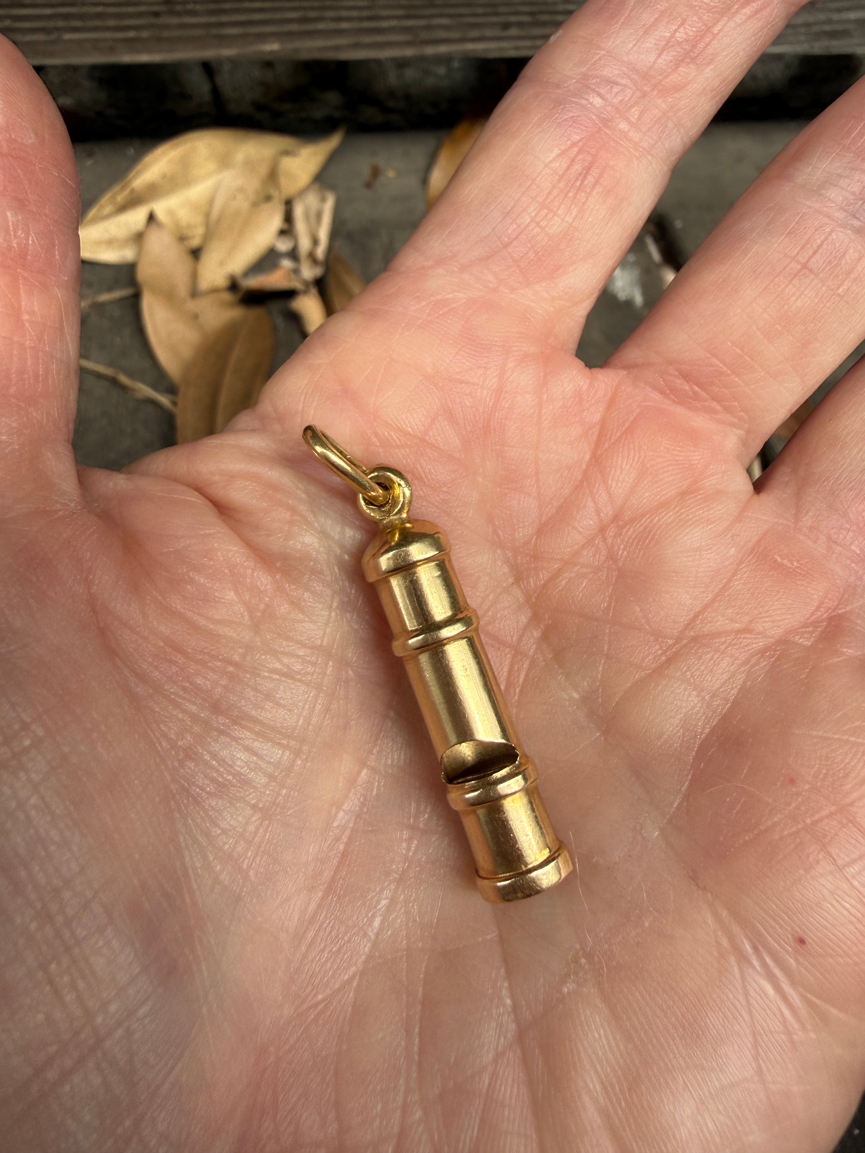 Vintage Working 18k Whistle
