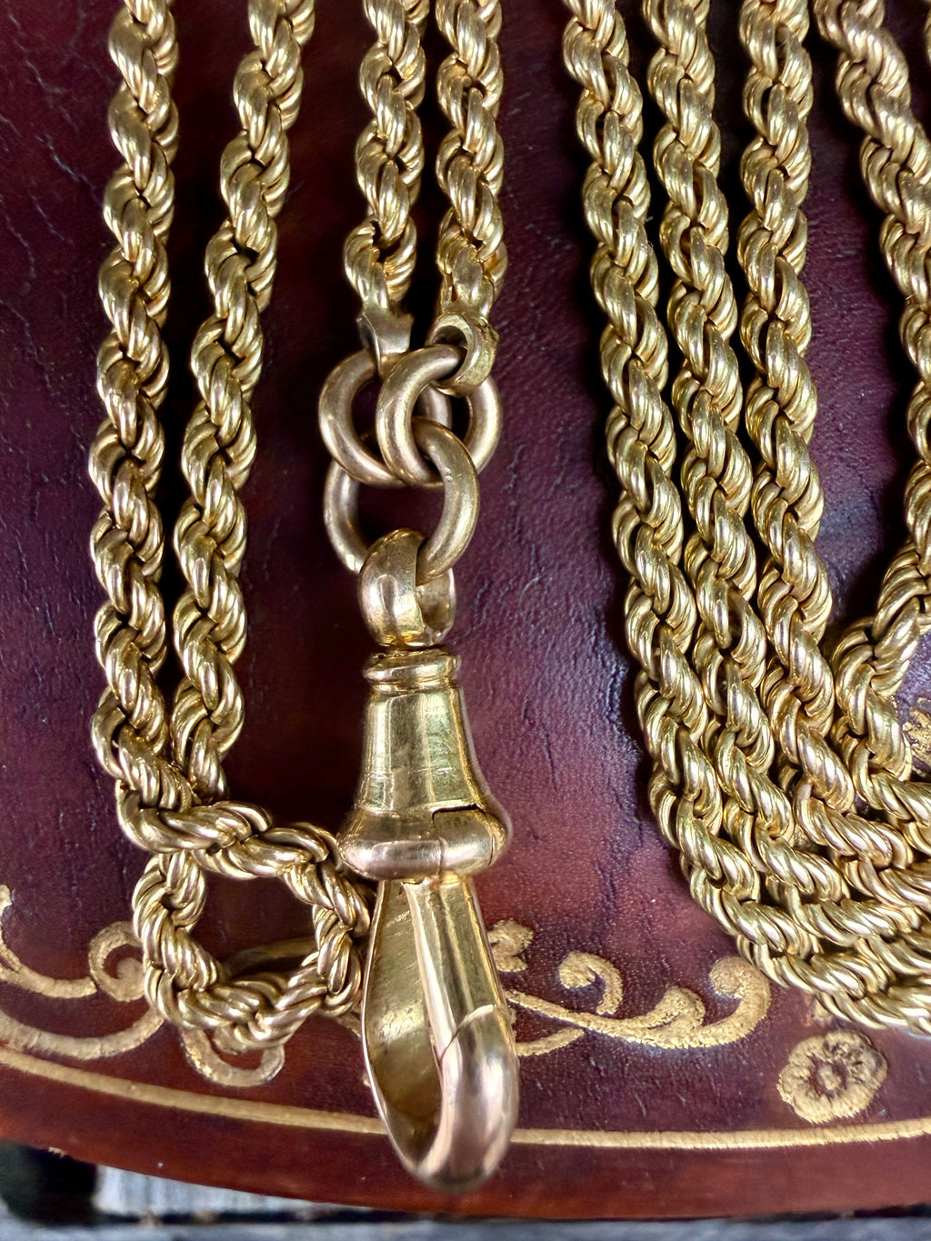 Georgian 15k Long Guard Chain