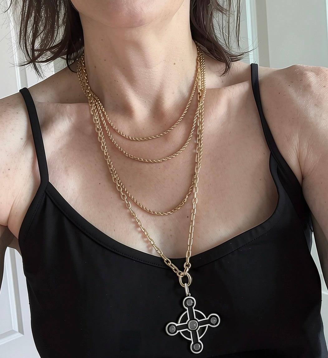 Georgian 15k Long Guard Chain