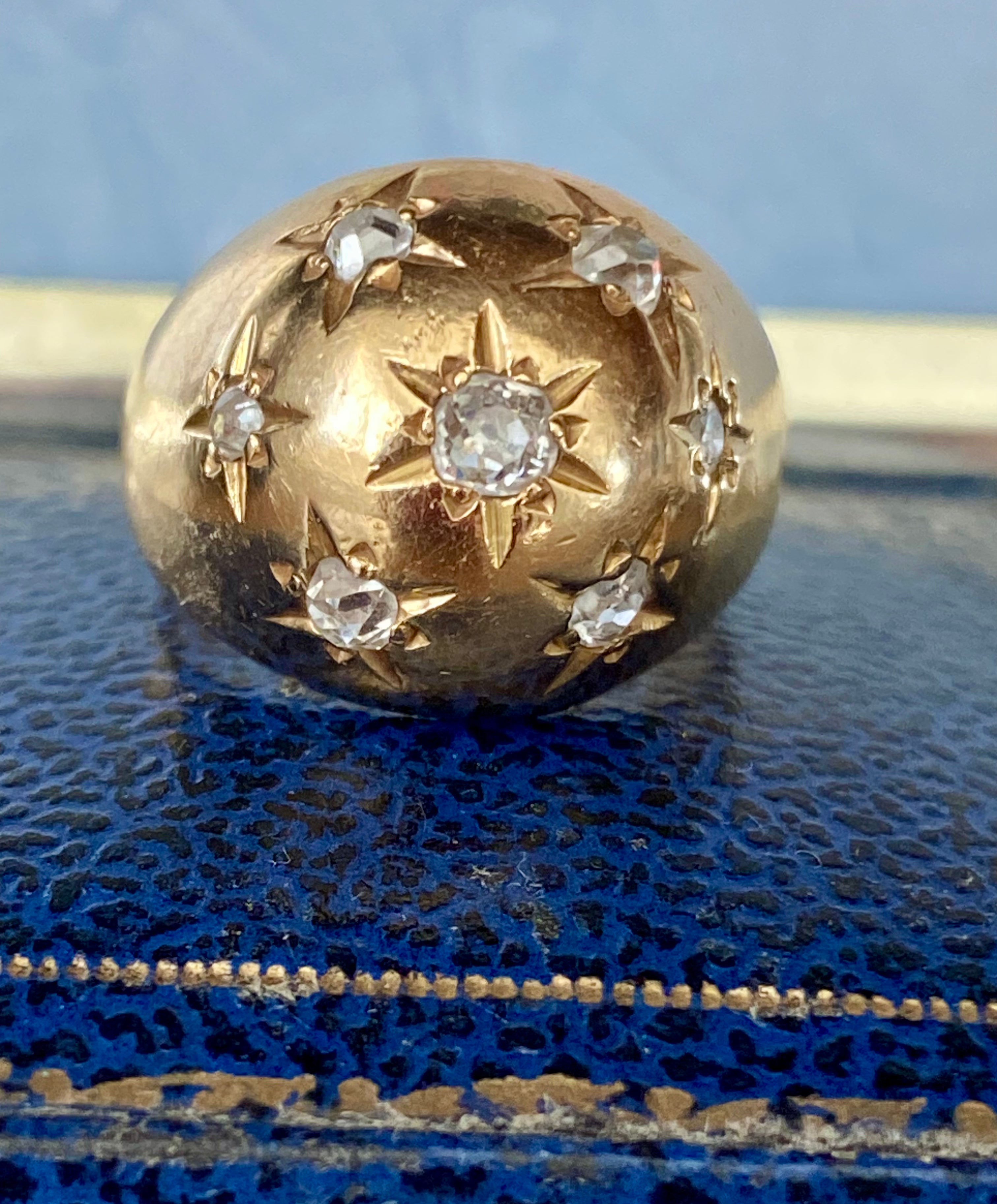 Vintage French Bombé Ring 18k Gold with Celestial Diamond Star Setting