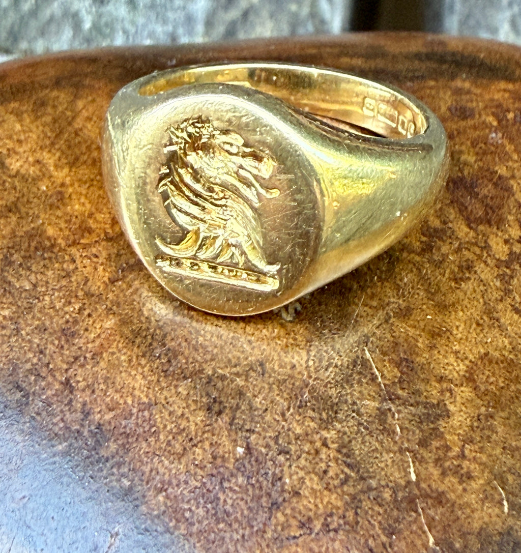 Vintage English 18k Lion Signet Ring