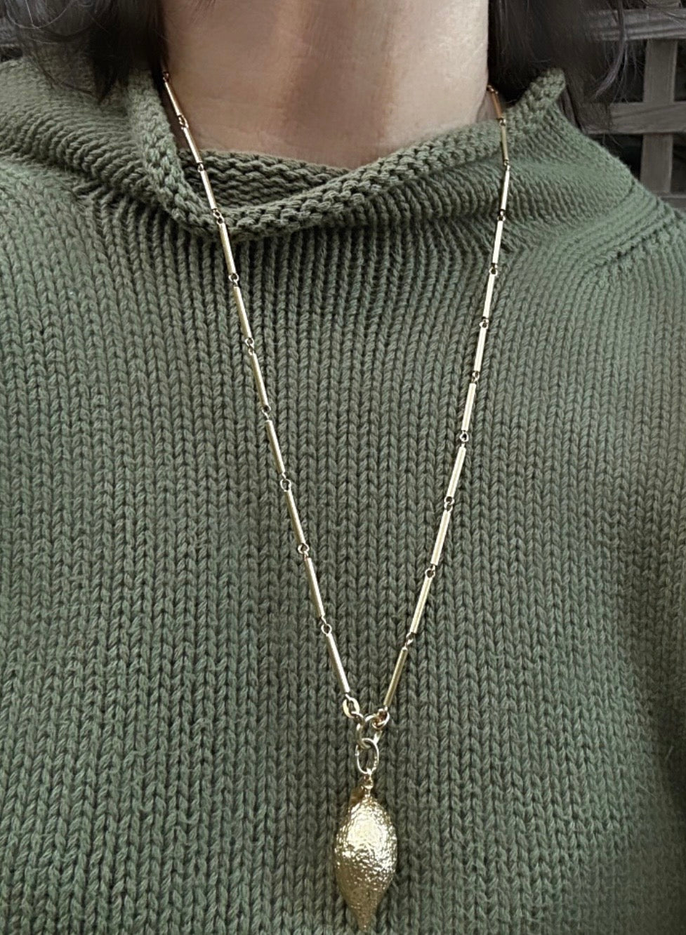 Vintage 18k Barrel Necklace