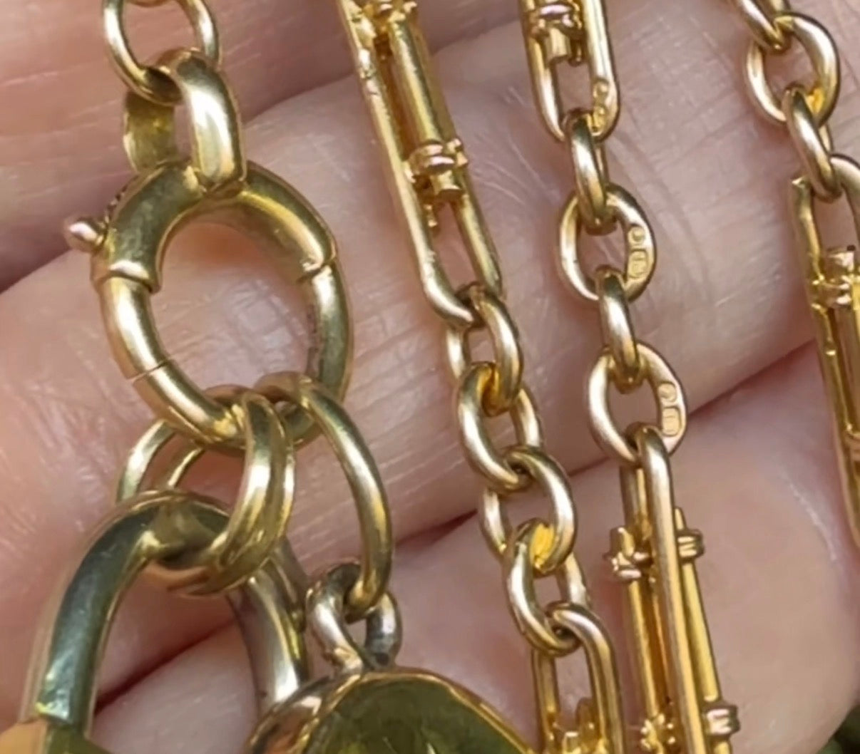 Antique Victorian 18k Gold Mini Trombone Bar Watch Chain