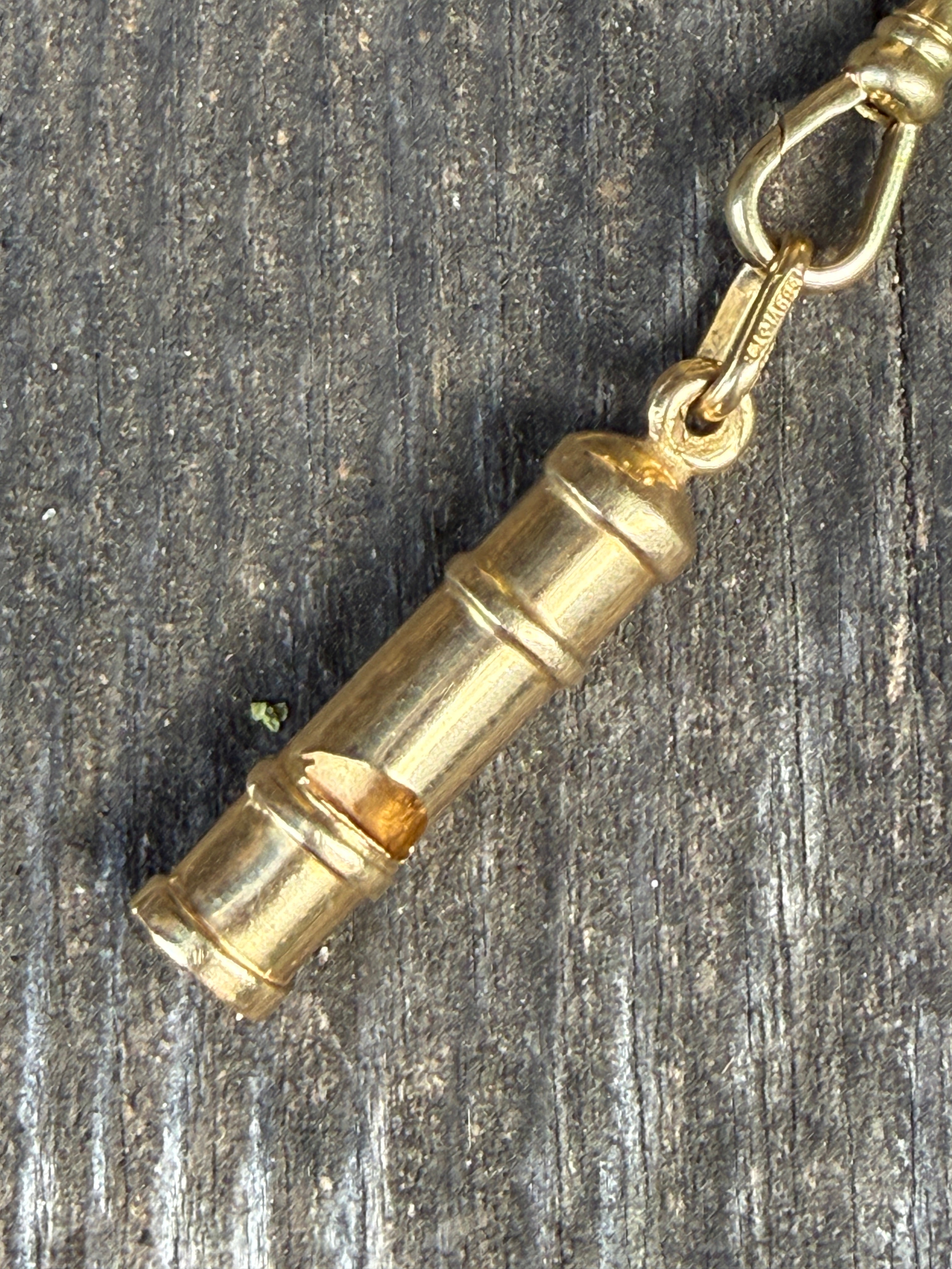 Vintage Working 18k Whistle